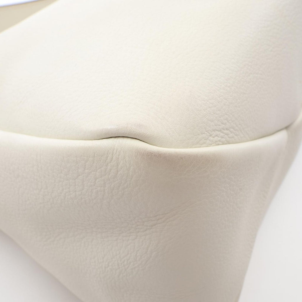 Prada Shoulder Bag Emme Large White Leather — view 8
