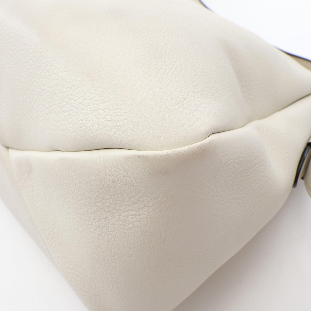 Prada Shoulder Bag Emme Large White Leather — view 7