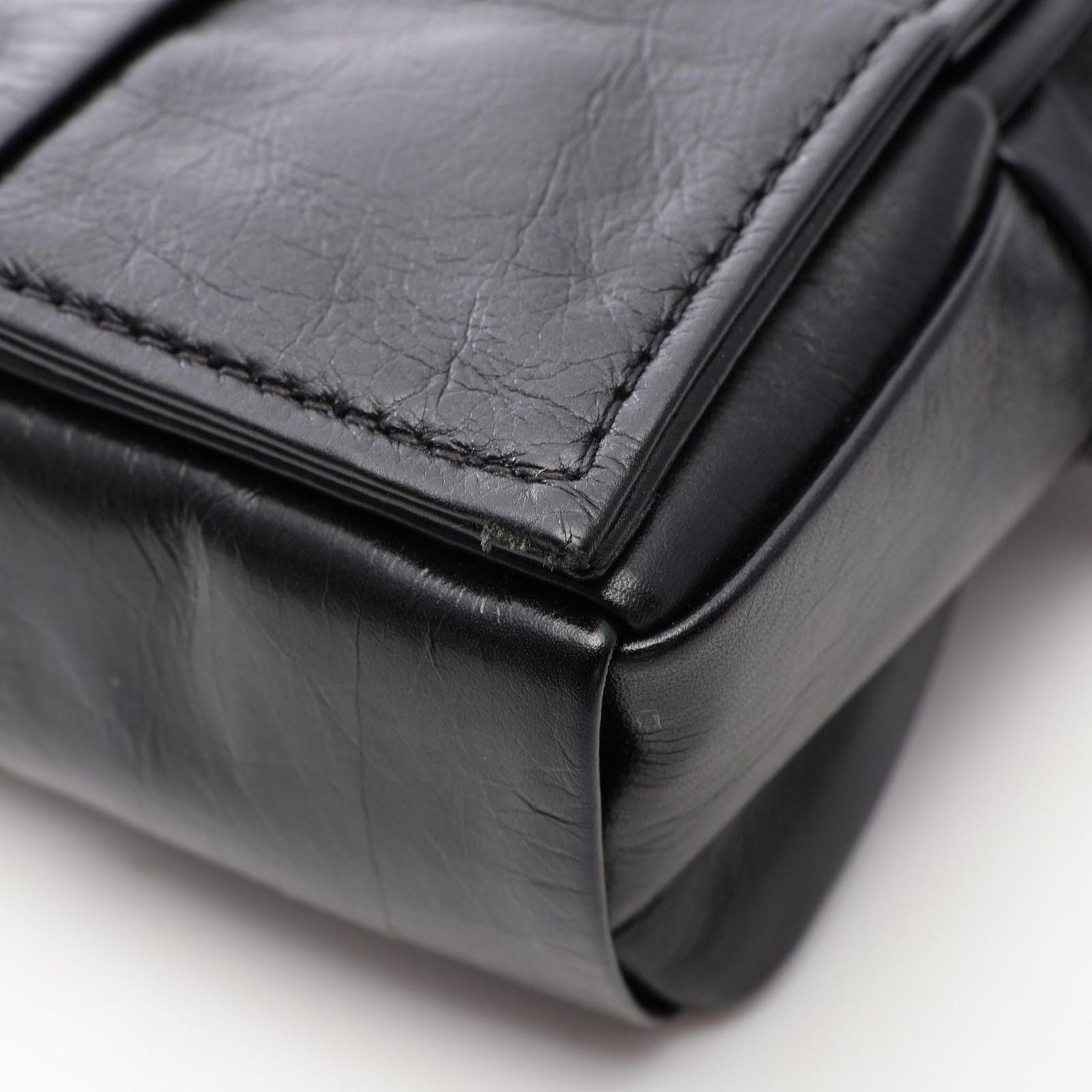Bottega Veneta Waist Bag Cassette Maxi Intrecciato Black Leather — view 7
