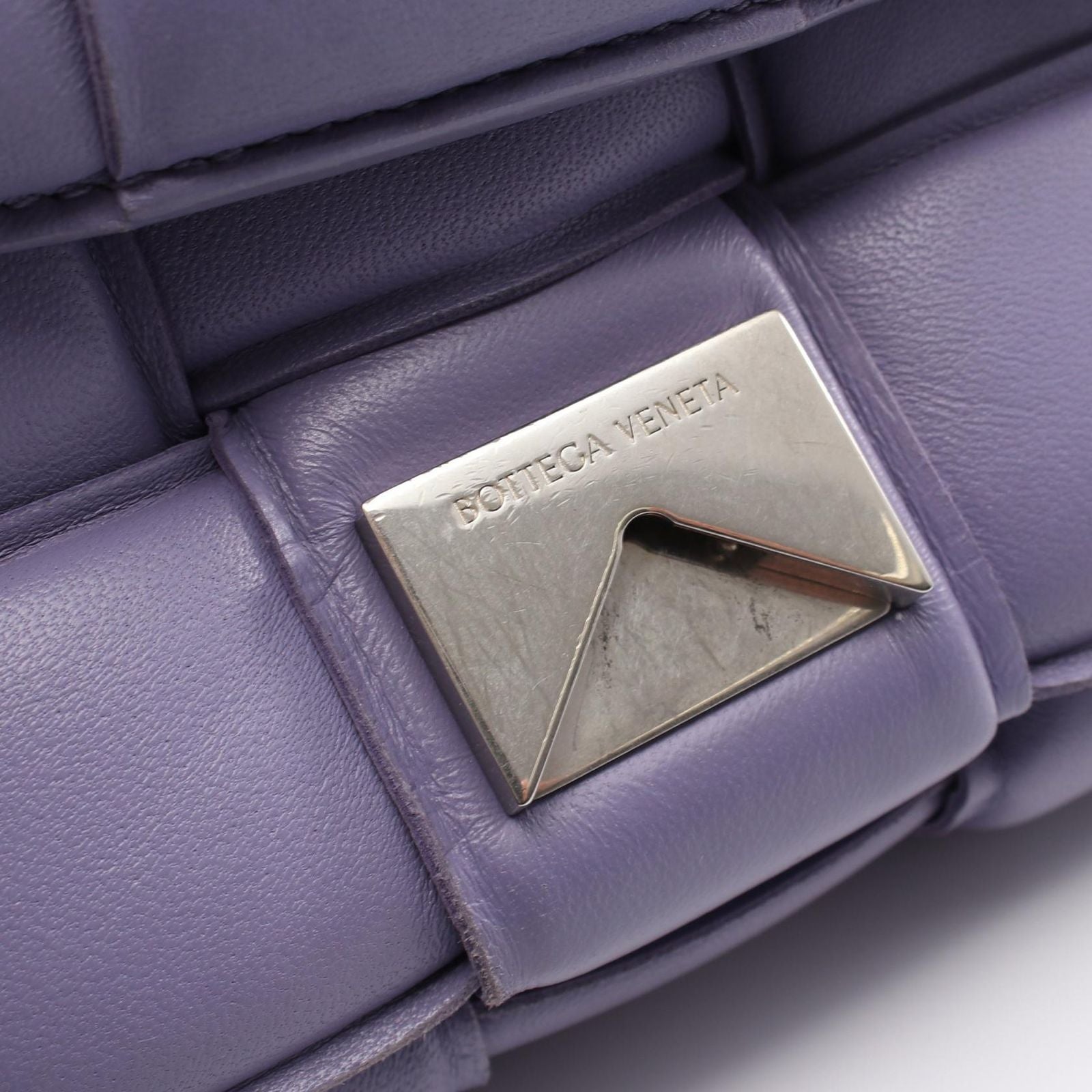 Bottega Veneta Shoulder Bag Padded Cassette Intrecciato Purple Leather — view 5