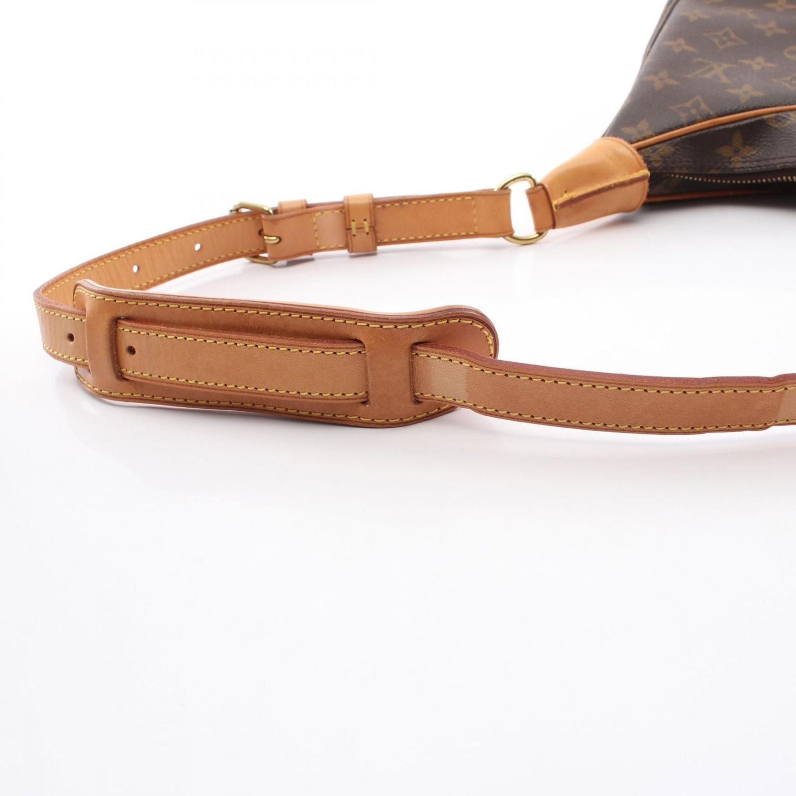 Louis Vuitton Shoulder Bag Boulogne PM Monogram Canvas Leather 30 — view 9