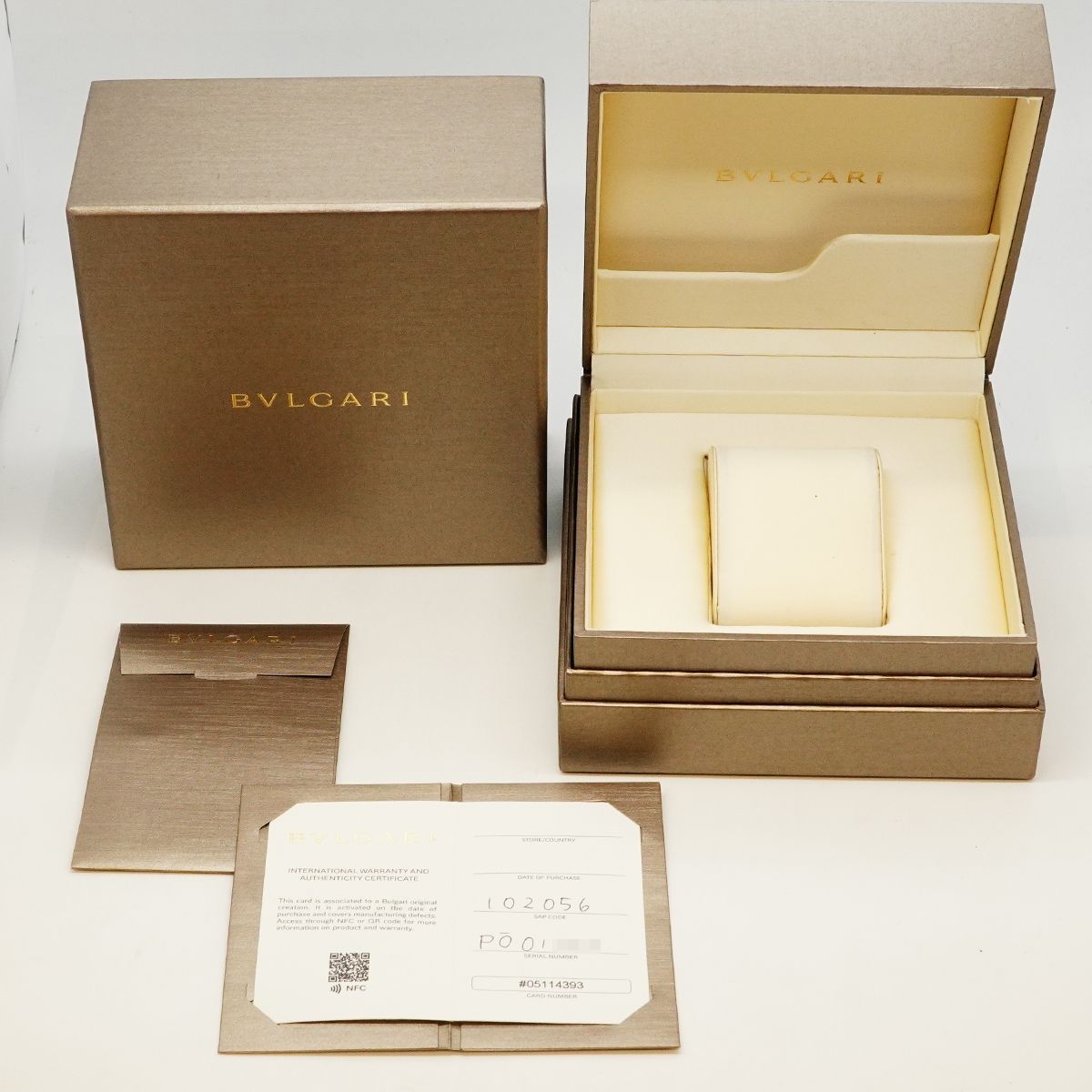 Bvlgari White Dial Watch — view 9