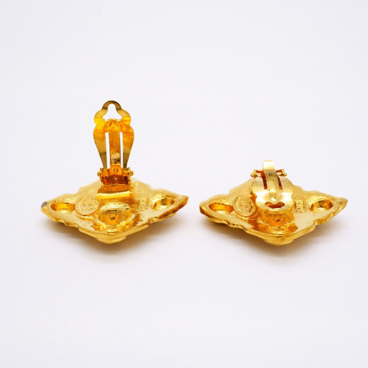 Chanel Earrings Vintage Diamond — view 3