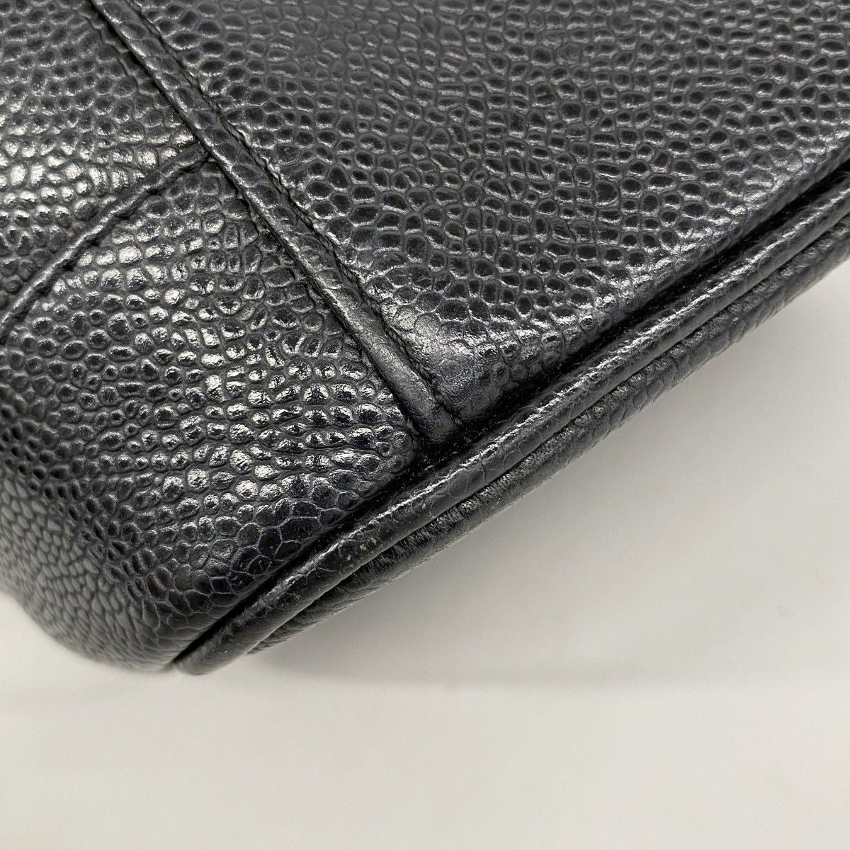 Chanel Vanity Bag Caviar Leather Black Gold — view 7