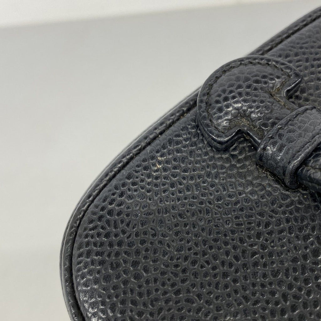 Chanel Vanity Bag Caviar Leather Black Gold — view 8