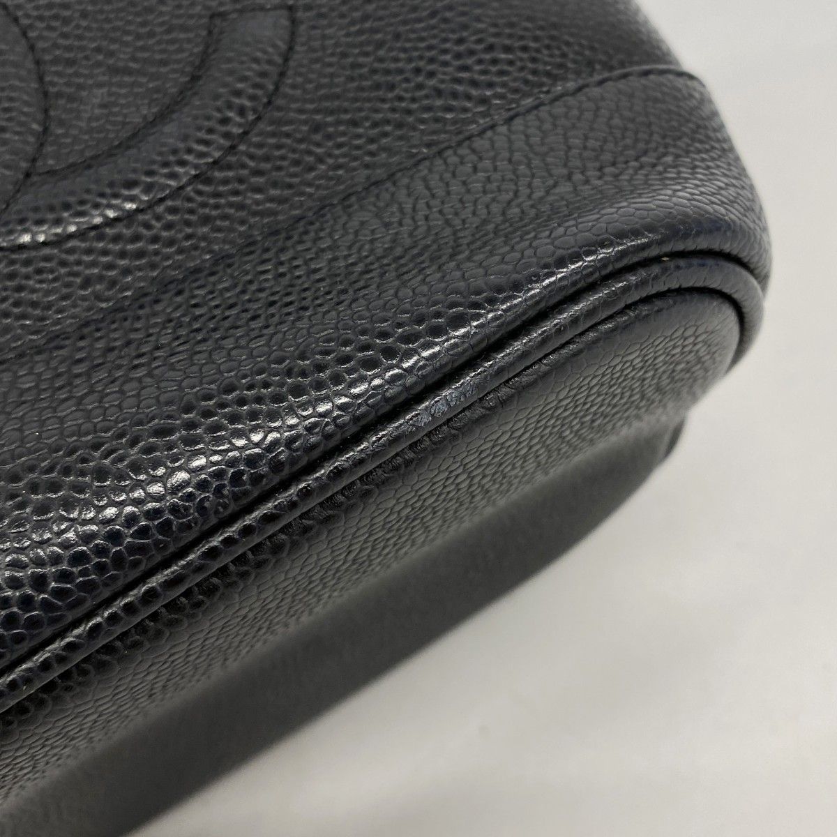 Chanel Vanity Bag Caviar Leather Black Gold — view 6