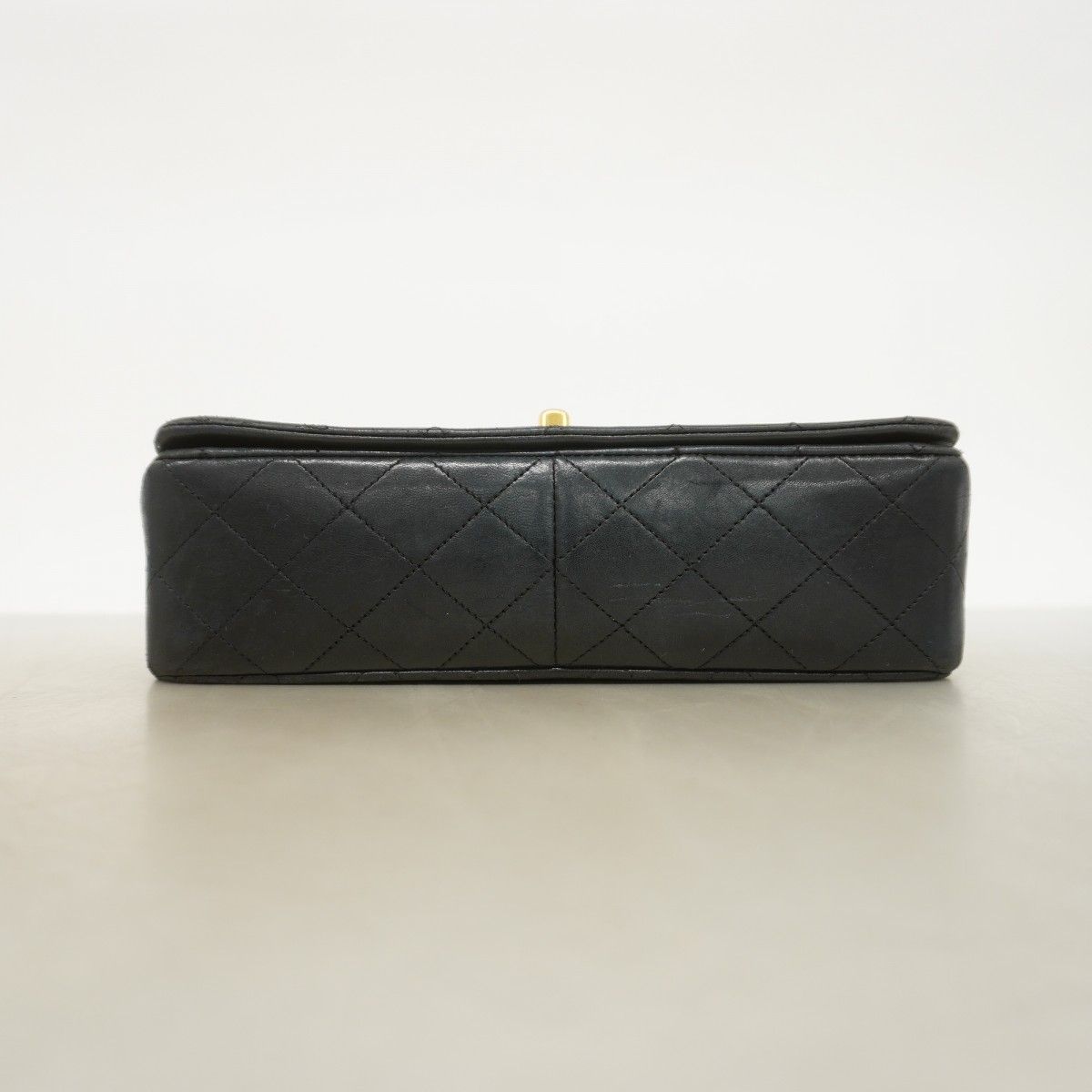 Chanel Shoulder Bag Quilted Lambskin Black Gold — view 3