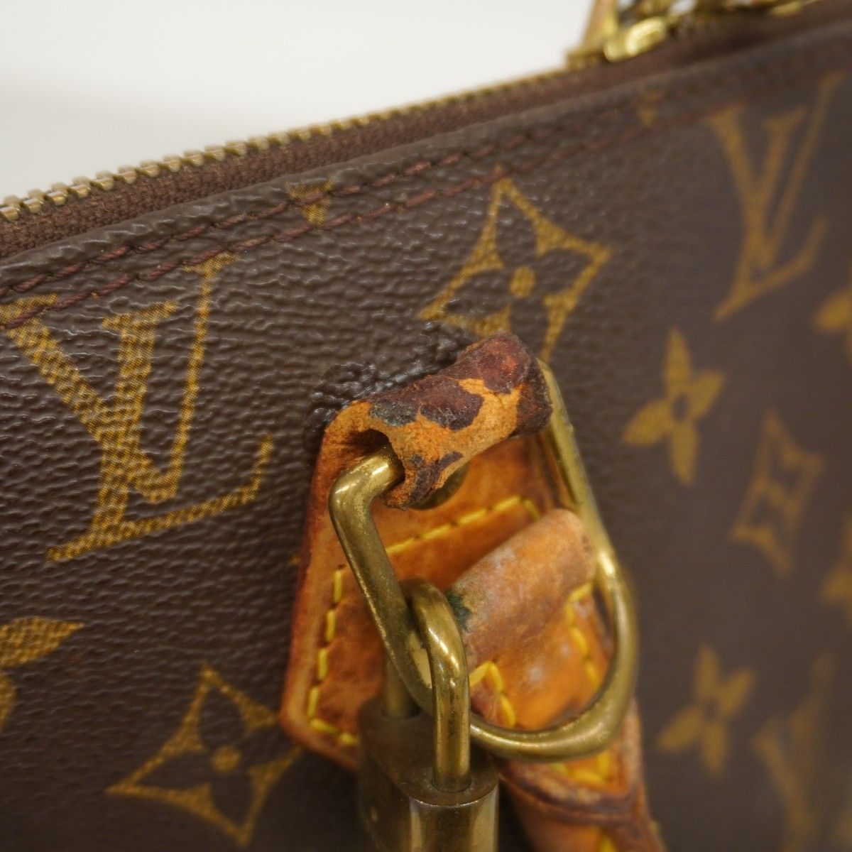 Louis Vuitton Handbag Monogram Alma Brown — view 8