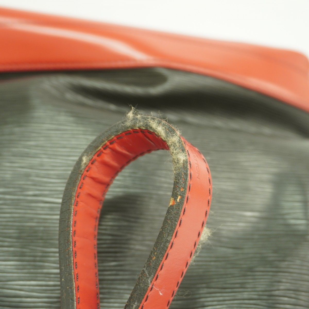 Louis Vuitton Shoulder Bag Epi Bicolor Noe Noir Castilian — view 7