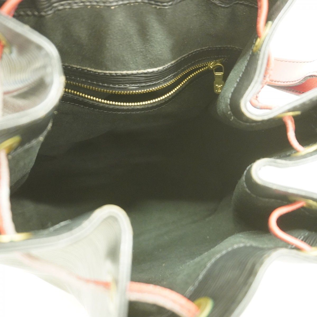 Louis Vuitton Shoulder Bag Epi Bicolor Noe Noir Castilian — view 6