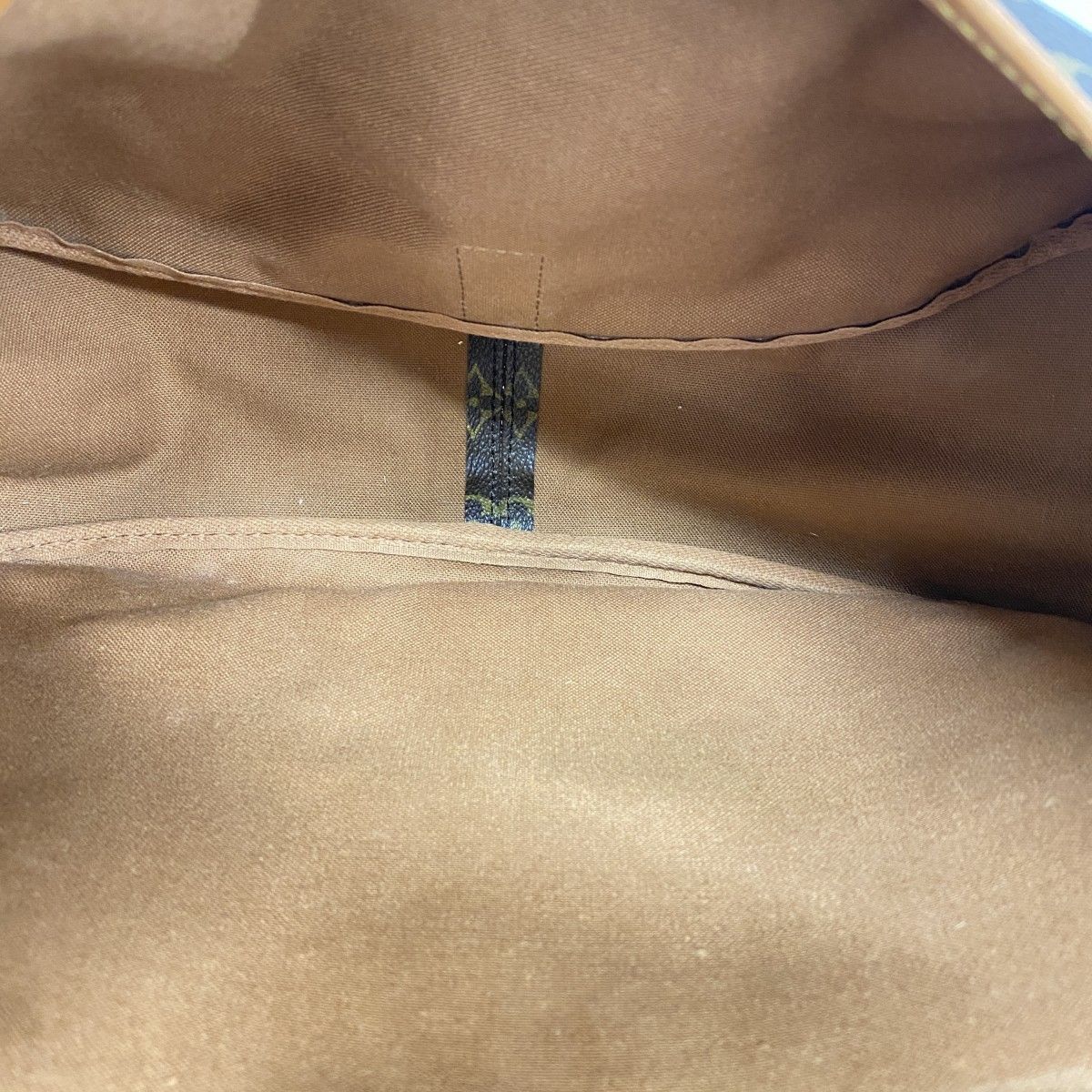 Louis Vuitton Shoulder Bag Monogram Saumur 35 Brown — view 4