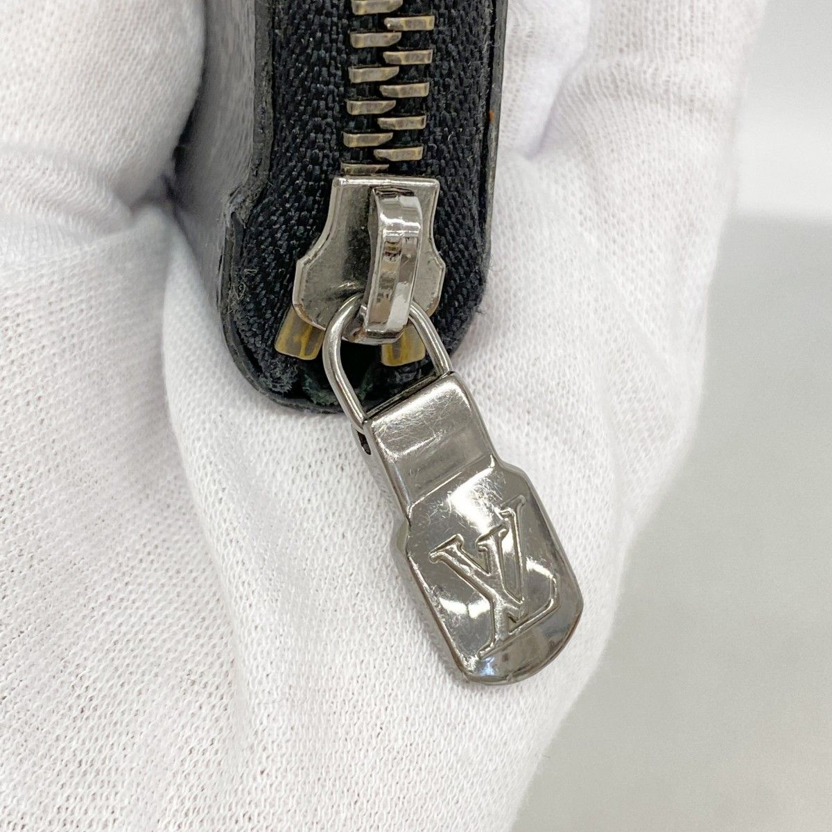 Louis Vuitton Wallet Monogram Eclipse Zippy Vertical Black — view 7