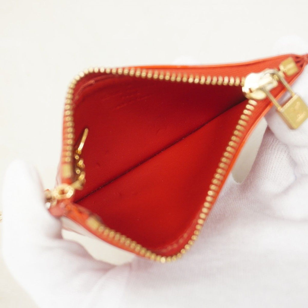 Louis Vuitton Coin Case Vernis Pochette Cles Pomme D'amour — view 3