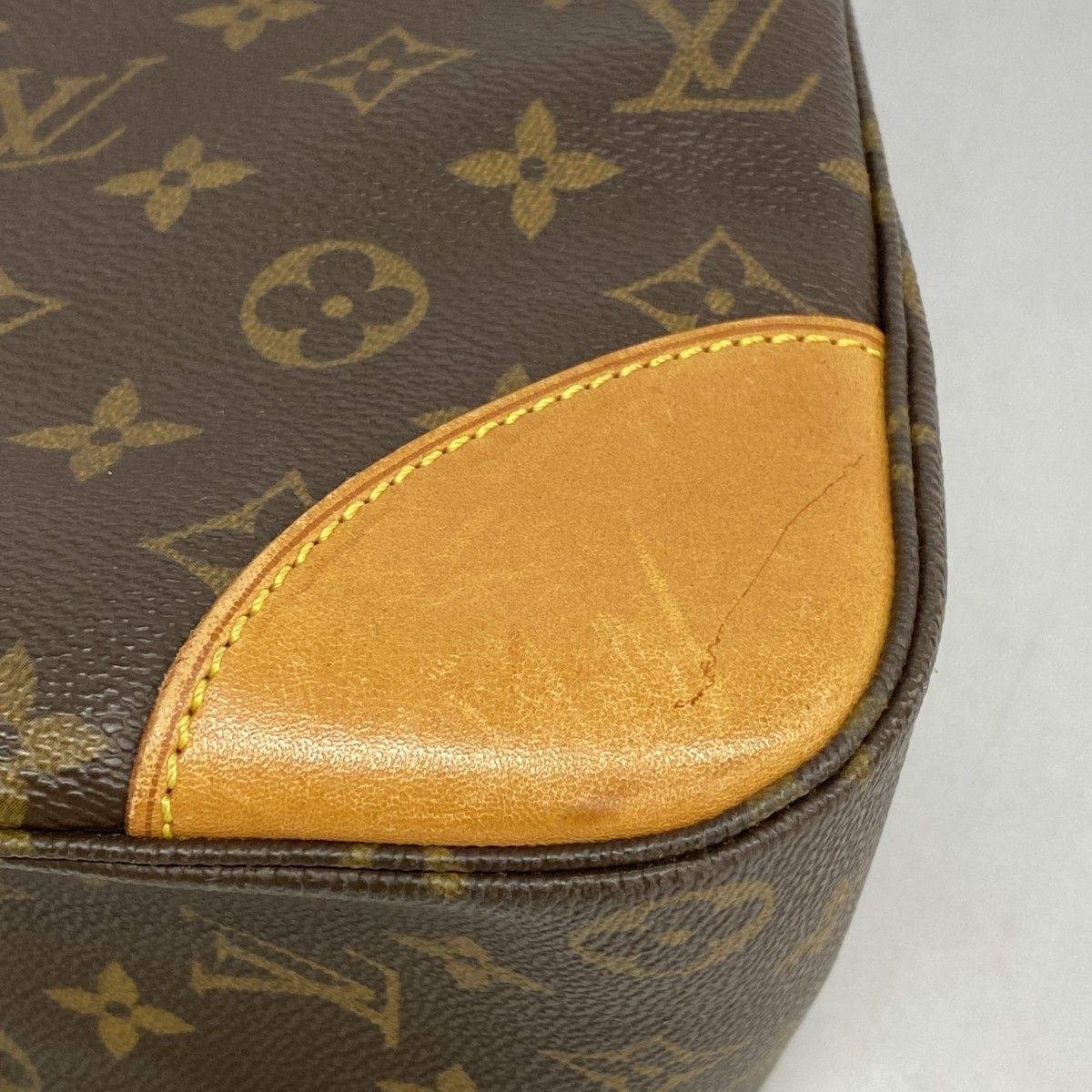 Louis Vuitton Shoulder Bag Monogram Boulogne 35 Brown — view 6