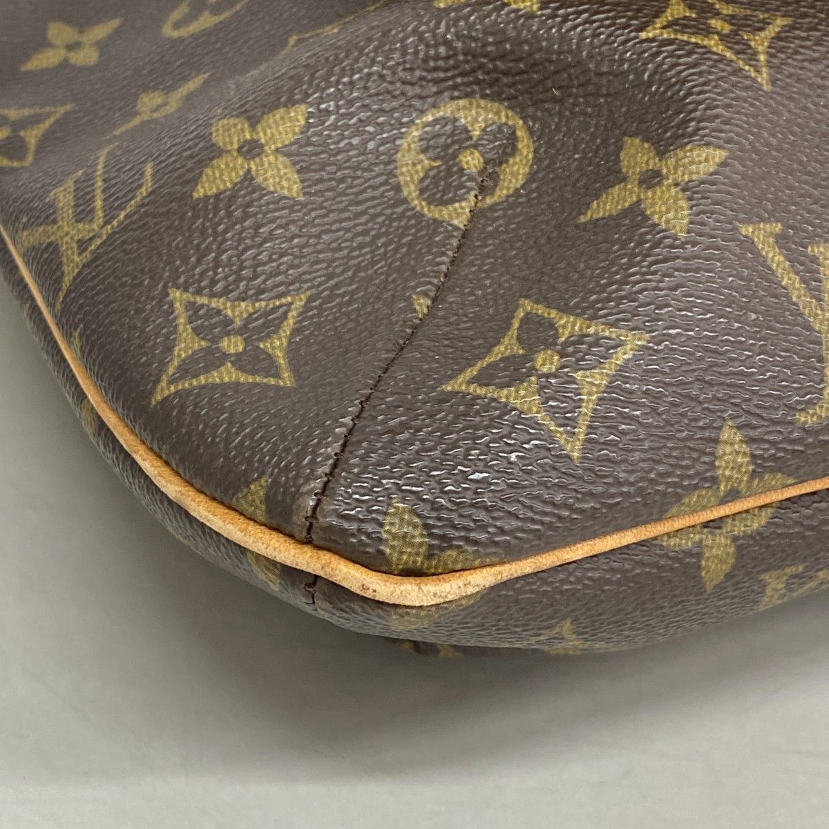 Louis Vuitton Shoulder Bag Monogram Musette Brown — view 7