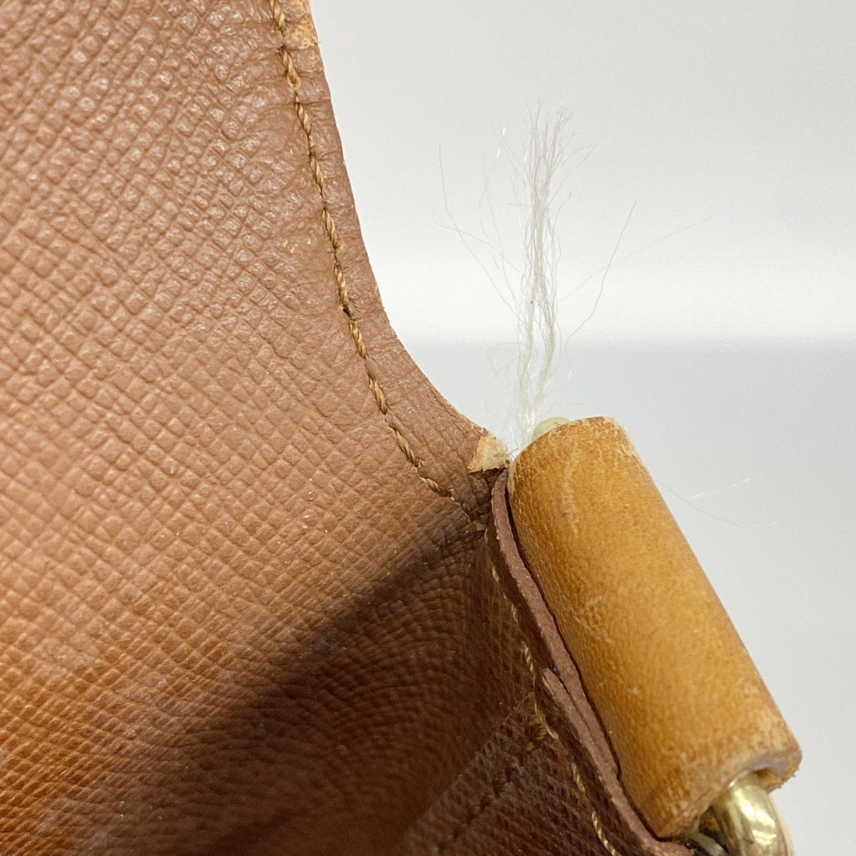 Louis Vuitton Shoulder Bag Monogram Musette Brown — view 6