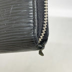 Louis Vuitton Wallet Epi Zippy Noir — view 5