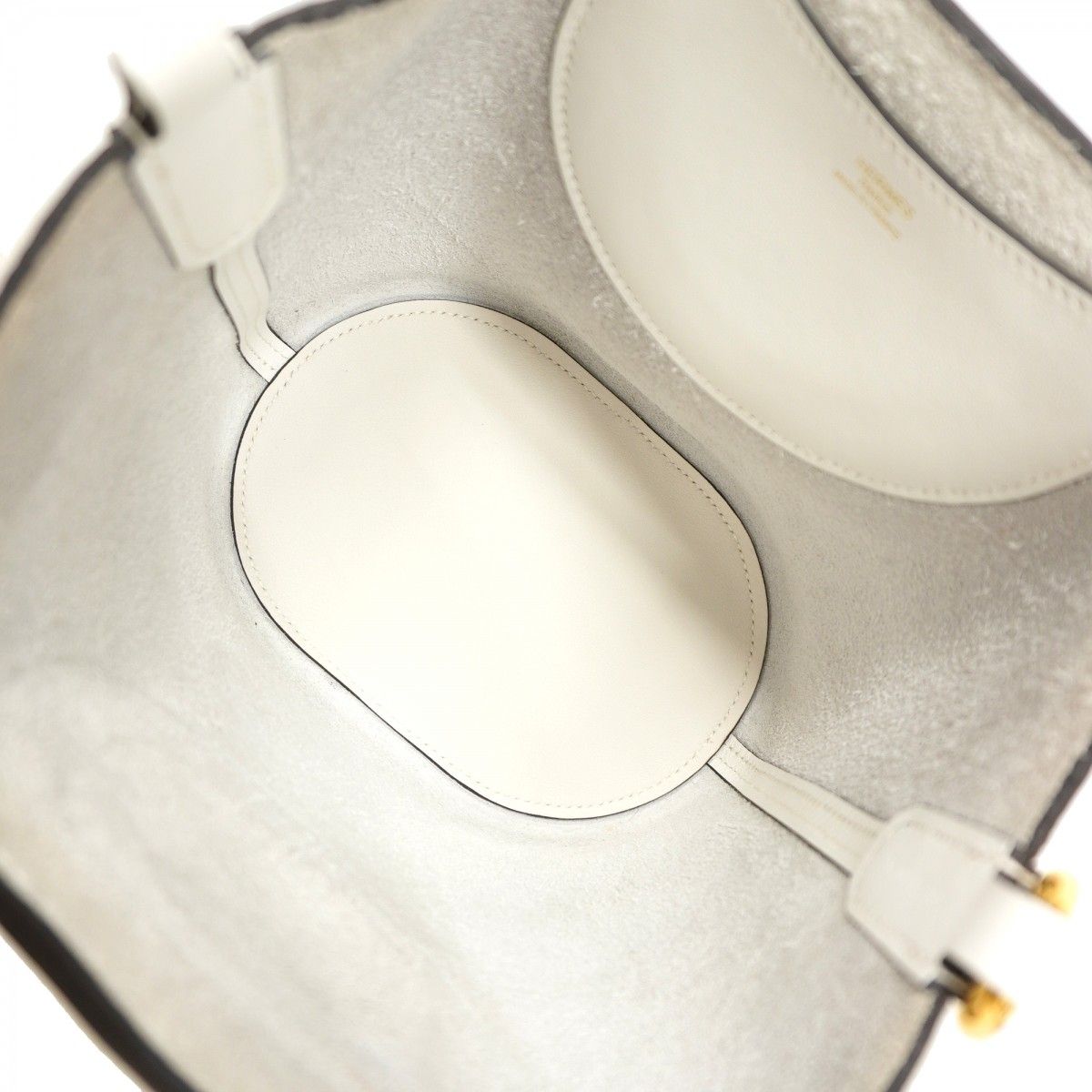 Hermes Handbag in the Loop 18 Taurillon Clemence New White Gold — view 4