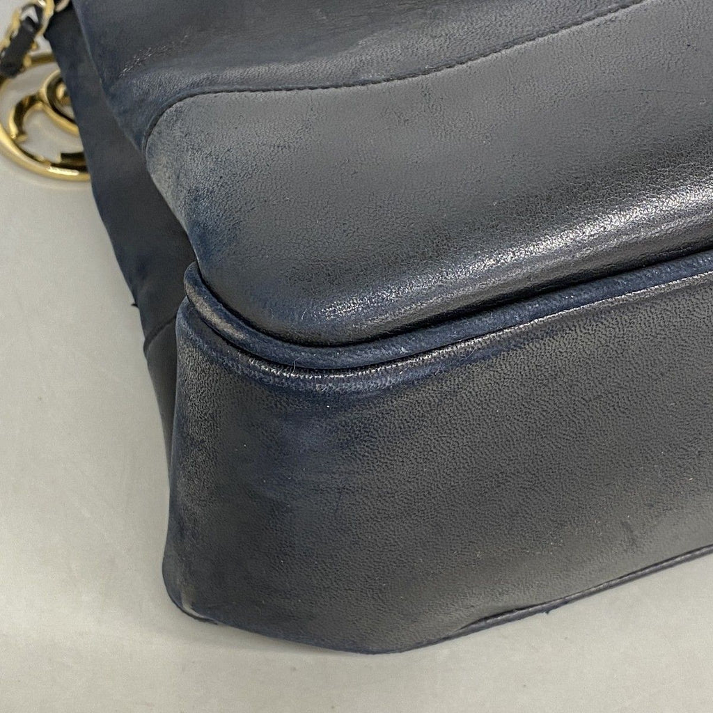 Chanel Chain Tote Lambskin Black Gold — view 7