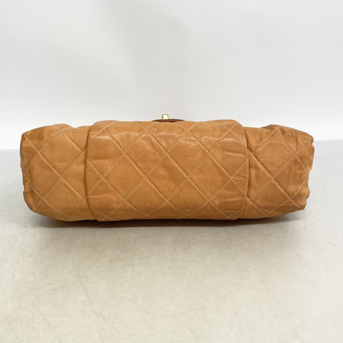 Chanel Shoulder Bag Quilted Leather Orange Gold — view 3