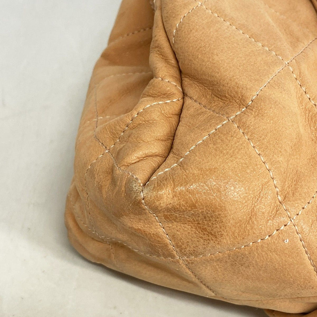 Chanel Shoulder Bag Quilted Leather Orange Gold — view 8