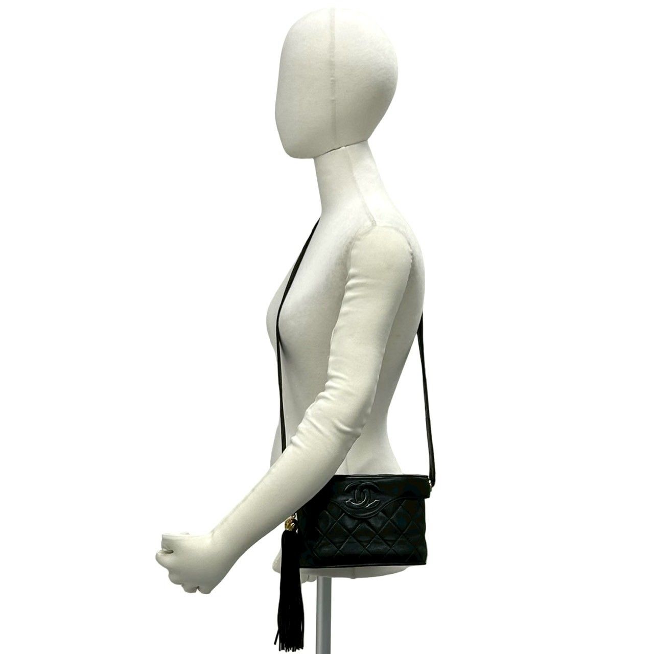 Chanel And Vintage CC Logo Lambskin Tassel Shoulder Bag Vanity Black — view 2