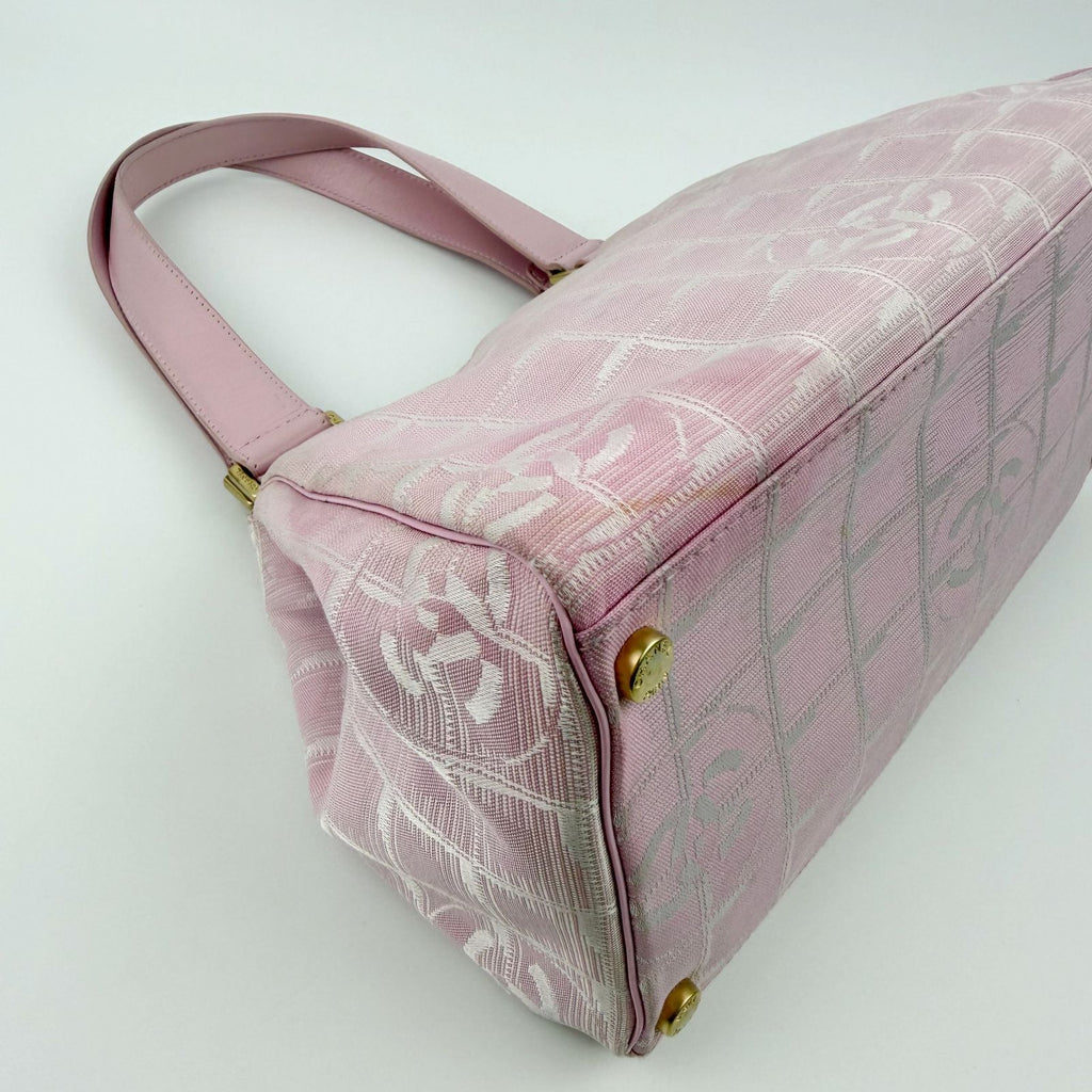 Chanel New Travel Line CC Logo Handbag Nylon Leather Pink Gold Vintage — view 9