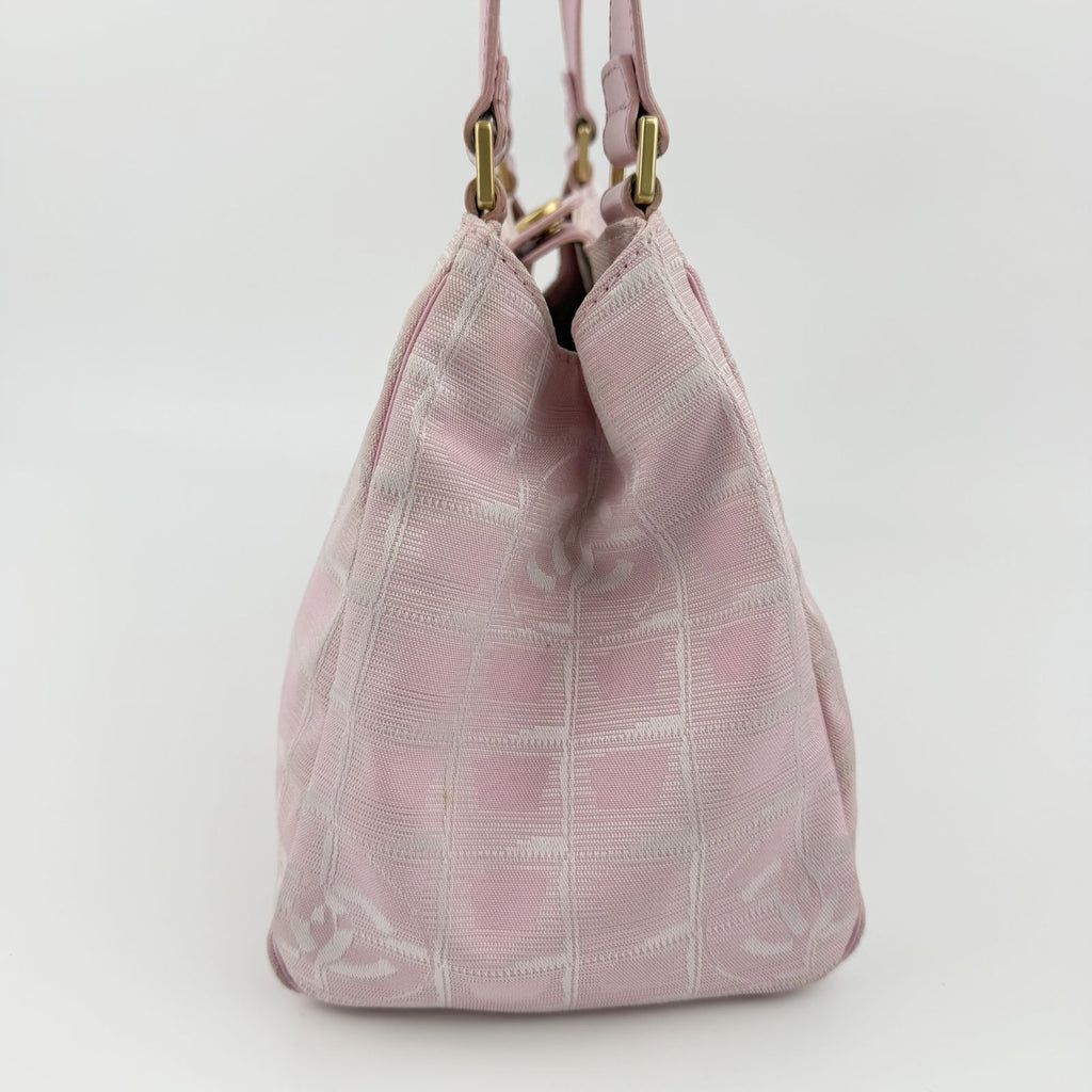 Chanel New Travel Line CC Logo Handbag Nylon Leather Pink Gold Vintage — view 5