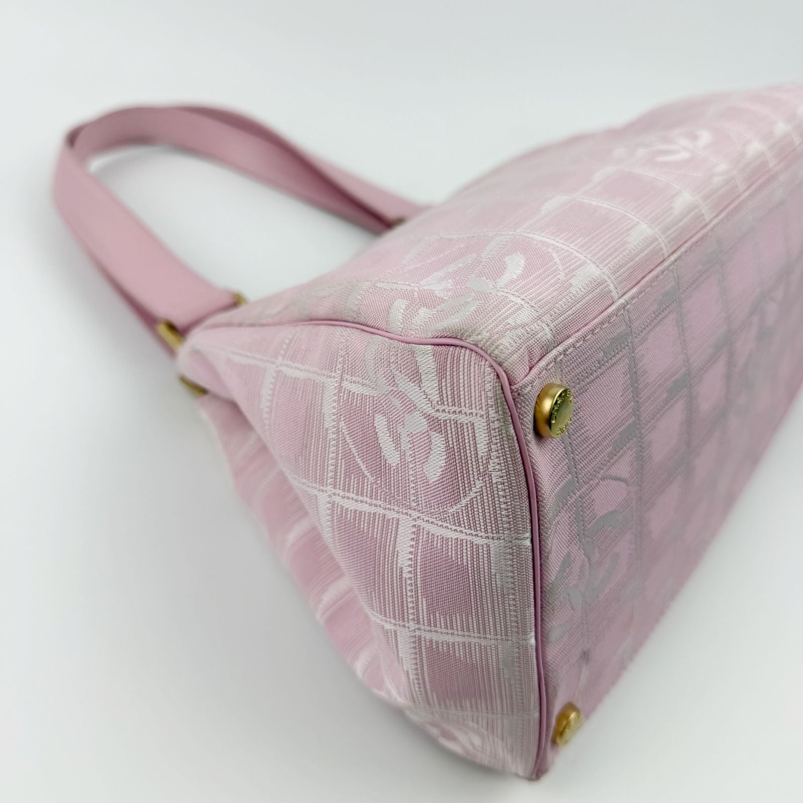 Chanel New Travel Line CC Logo Handbag Nylon Leather Pink Gold Vintage — view 7