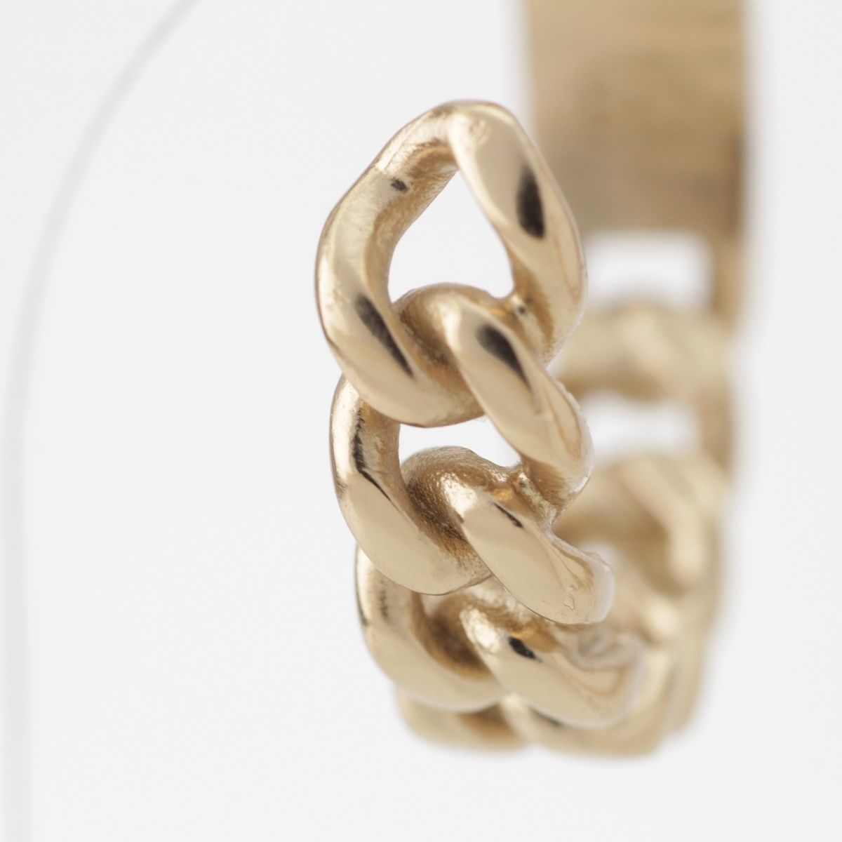 Chanel Chain Motif Hoop Earrings Gold — view 6