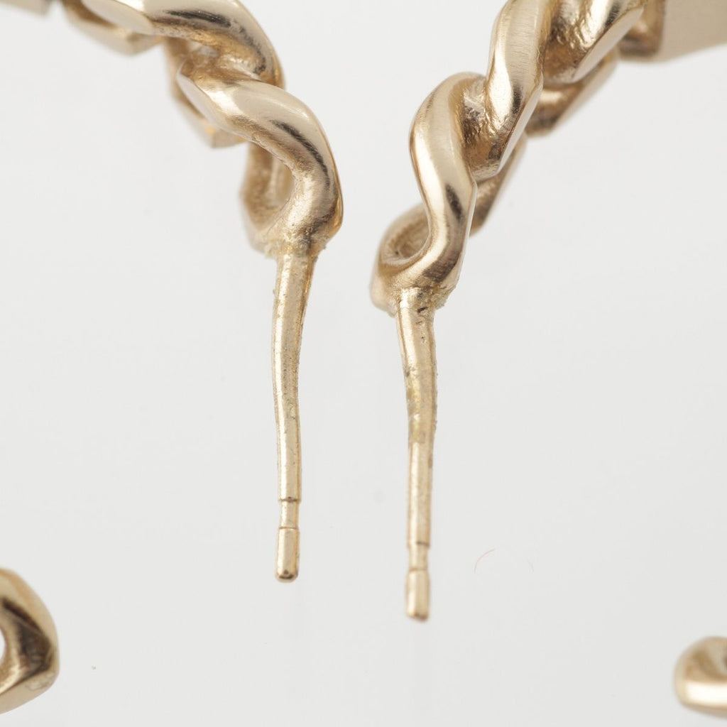 Chanel Chain Motif Hoop Earrings Gold — view 7