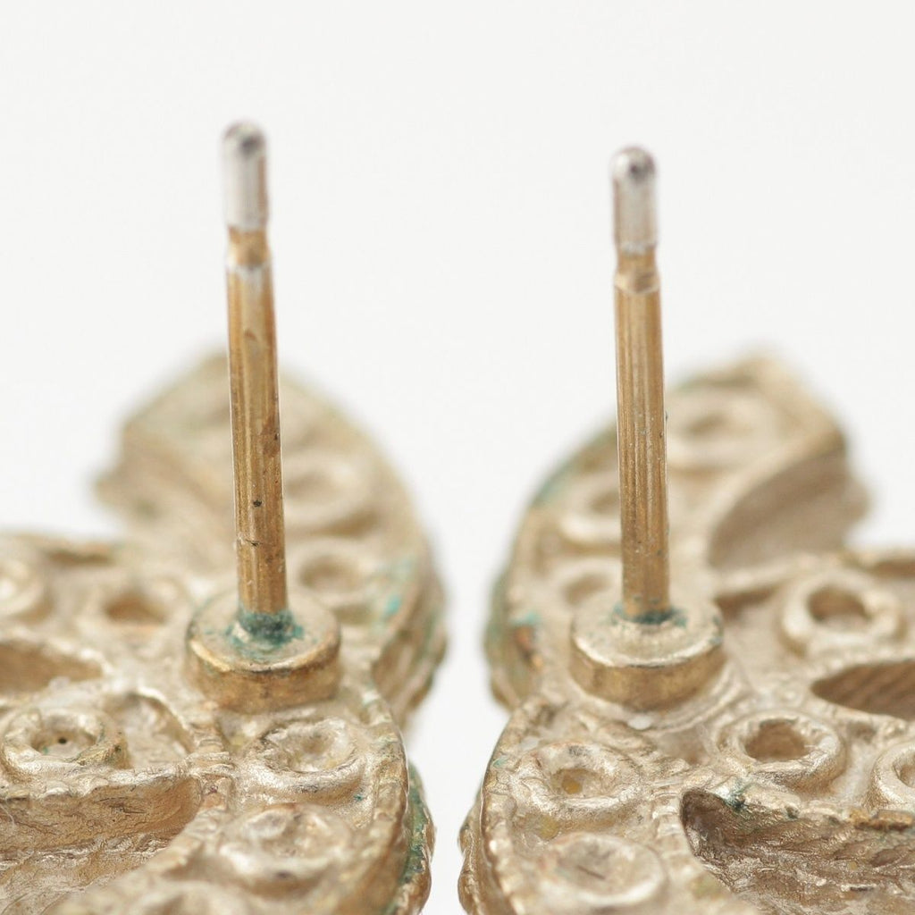 Chanel CC Logo Pearl Earrings Champagne Gold — view 7