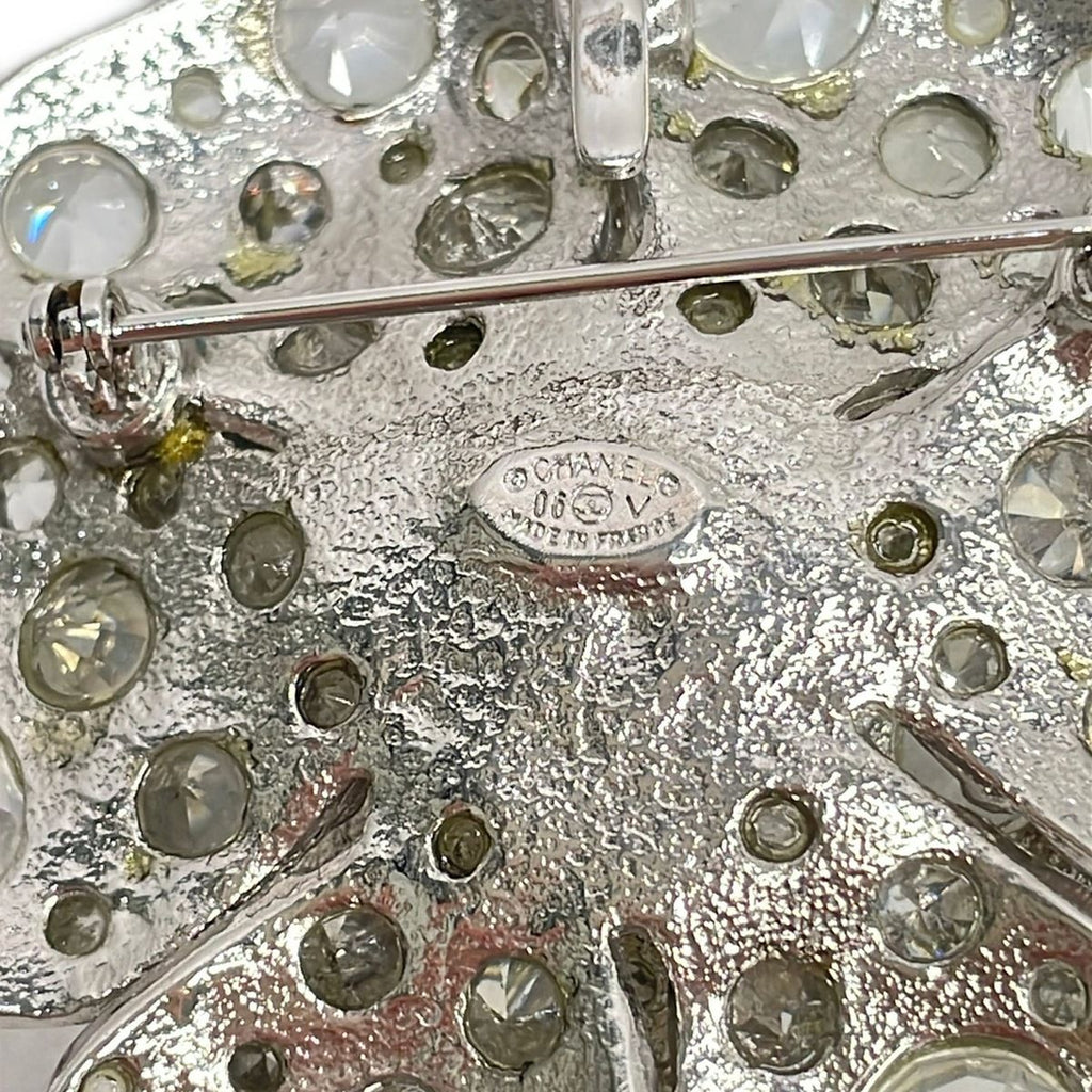 Chanel Brooch Camellia Silver — view 3