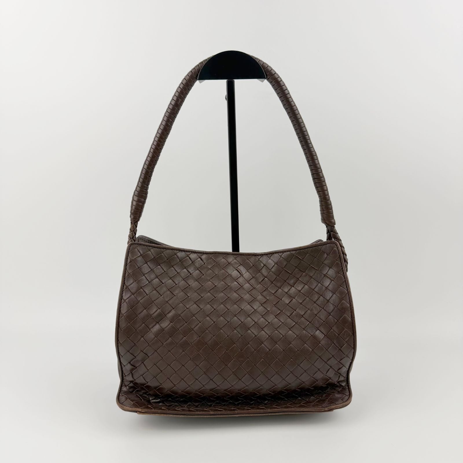 Bottega Veneta Intrecciato Shoulder Bag Leather Brown Vintage — view 2