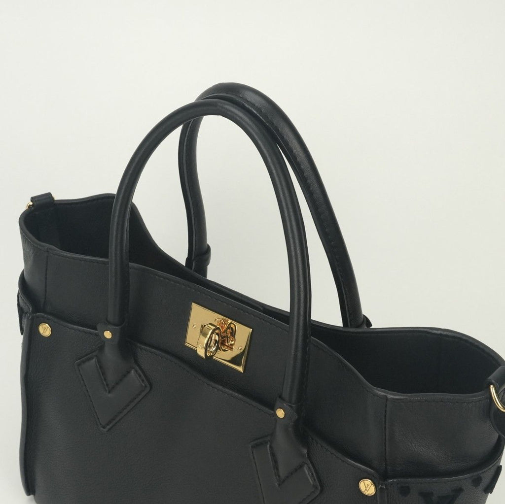 Louis Vuitton on My Side MM Tote Shoulder Bag Calf Leather Black Gold 2-Way — view 4
