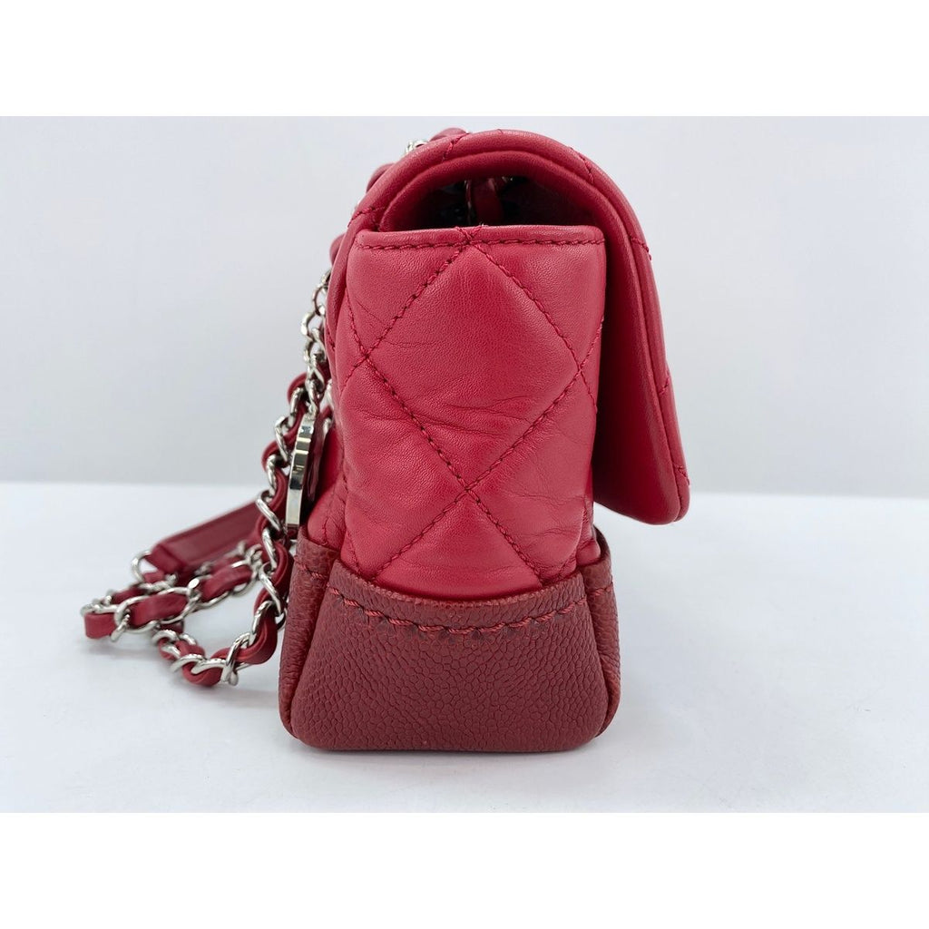 Chanel Shoulder Bag Quilted — view 5