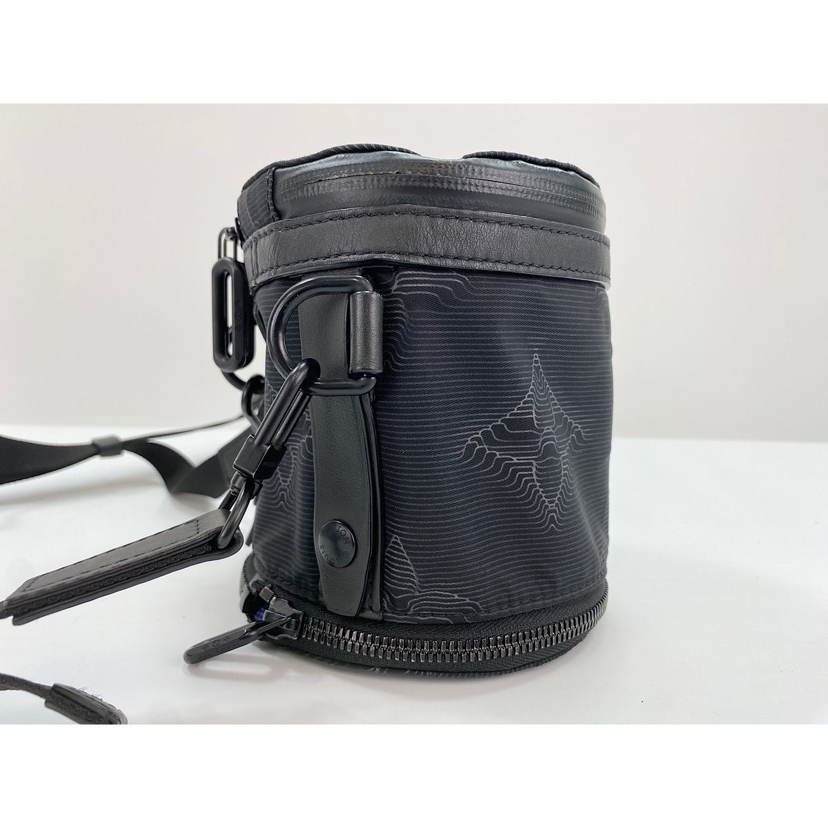 Louis Vuitton Shoulder Bag Expansion Double Polochon — view 5