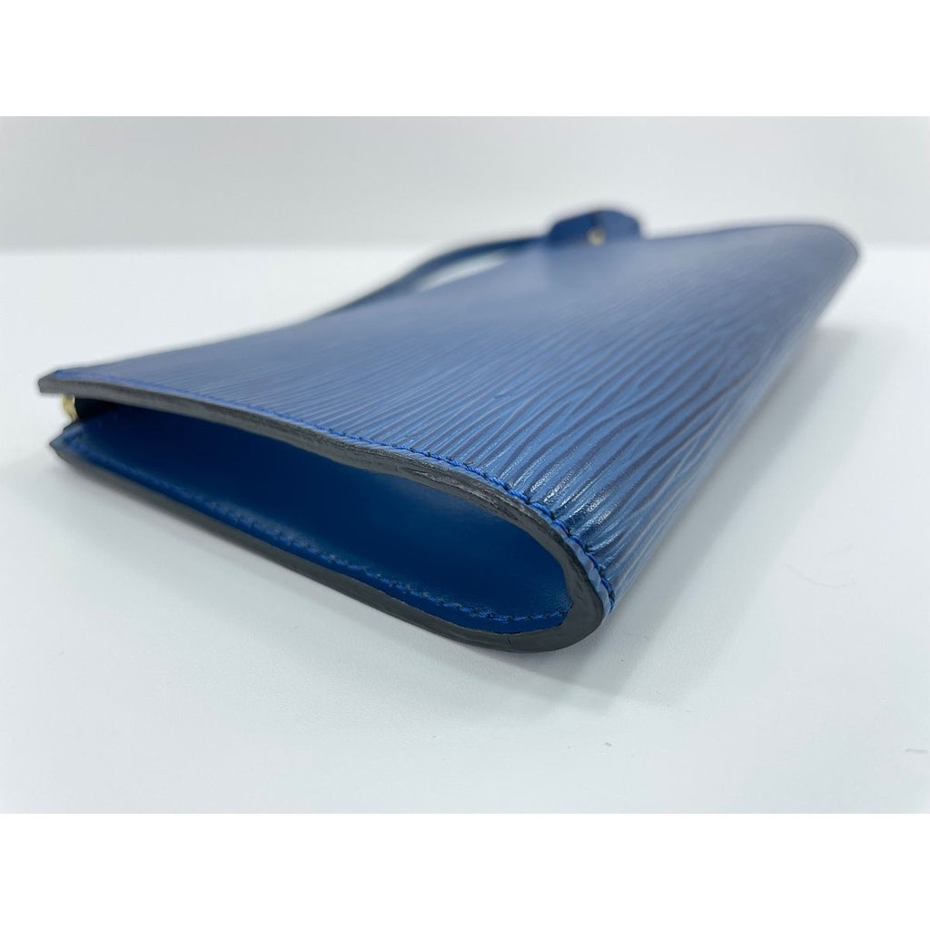 Louis Vuitton Shoulder Bag Pochette — view 8