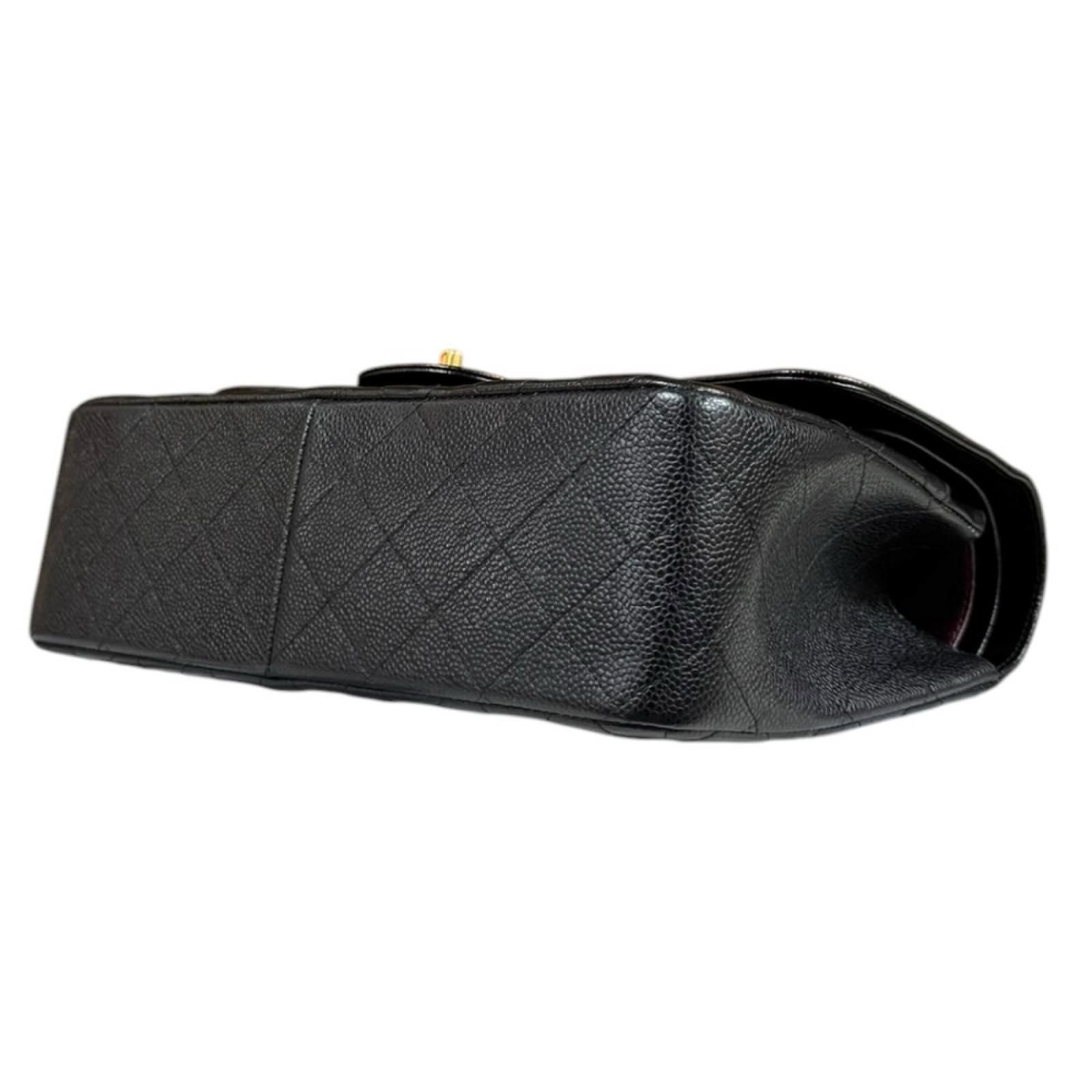 Chanel Double Flap 30 Quilted Shoulder Bag Caviar Leather Black — view 6