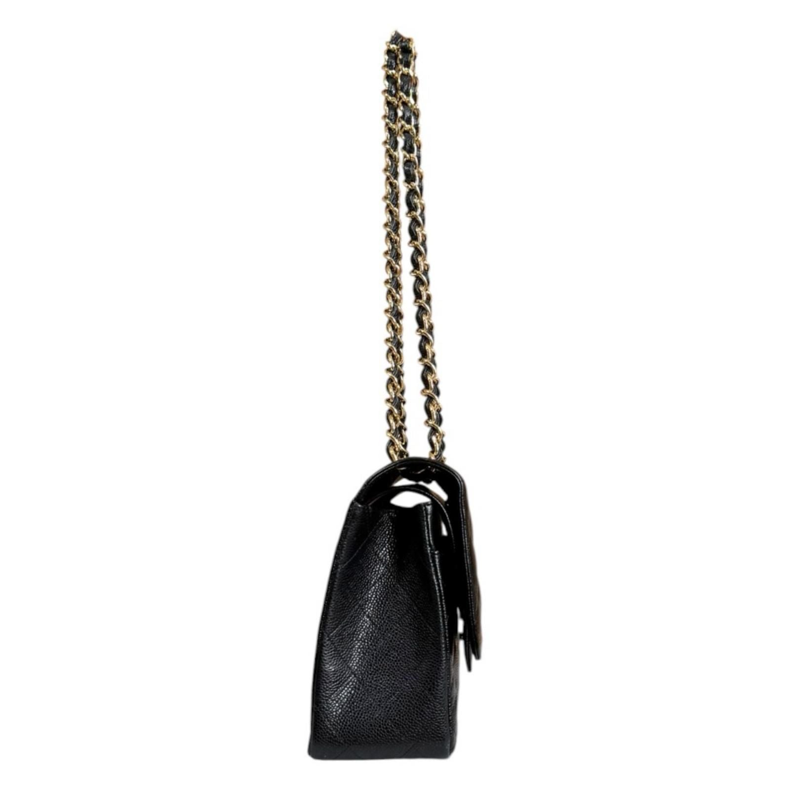 Chanel Double Flap 30 Quilted Shoulder Bag Caviar Leather Black — view 4
