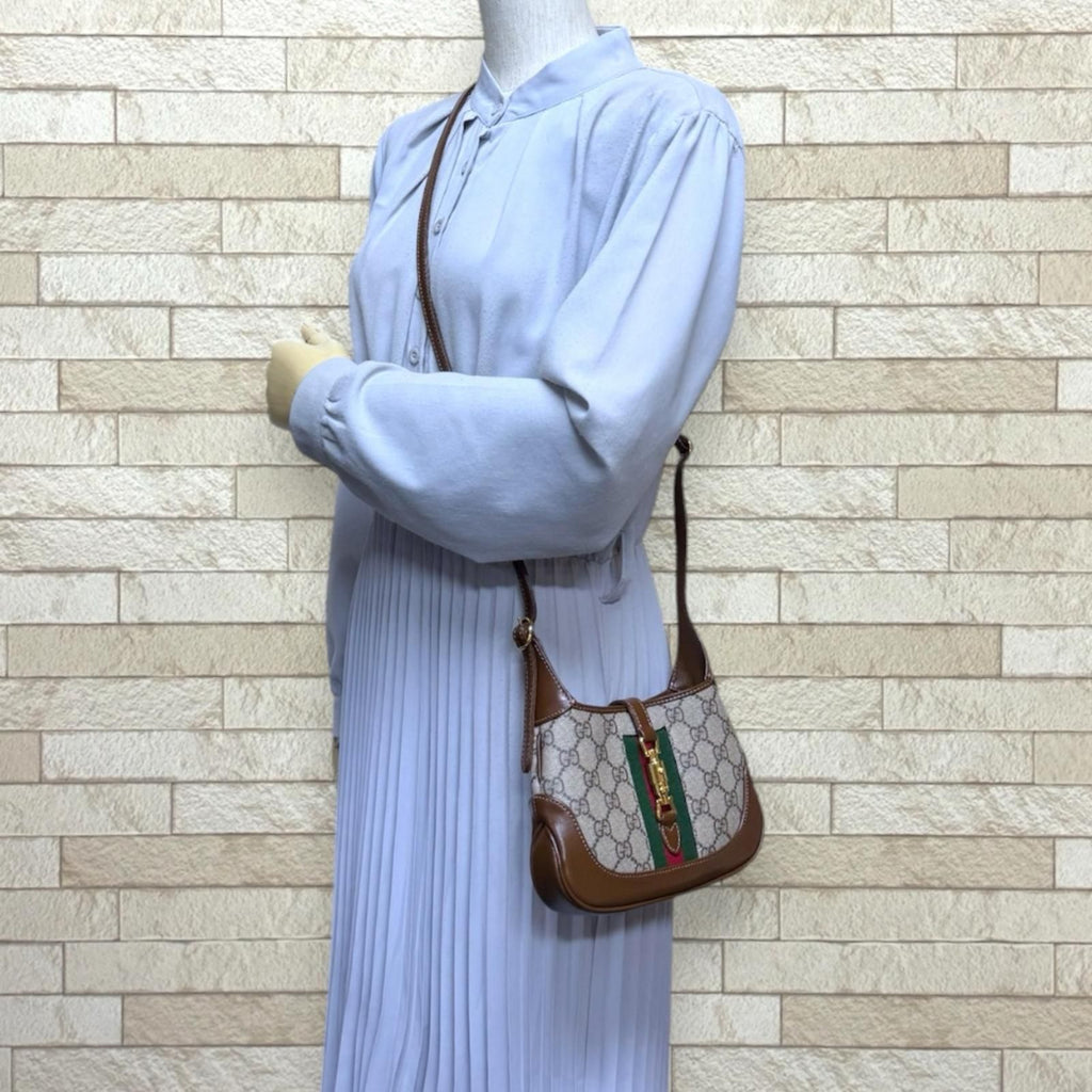 Gucci Mini Bag Jackie GG Supreme Canvas Beige — view 2