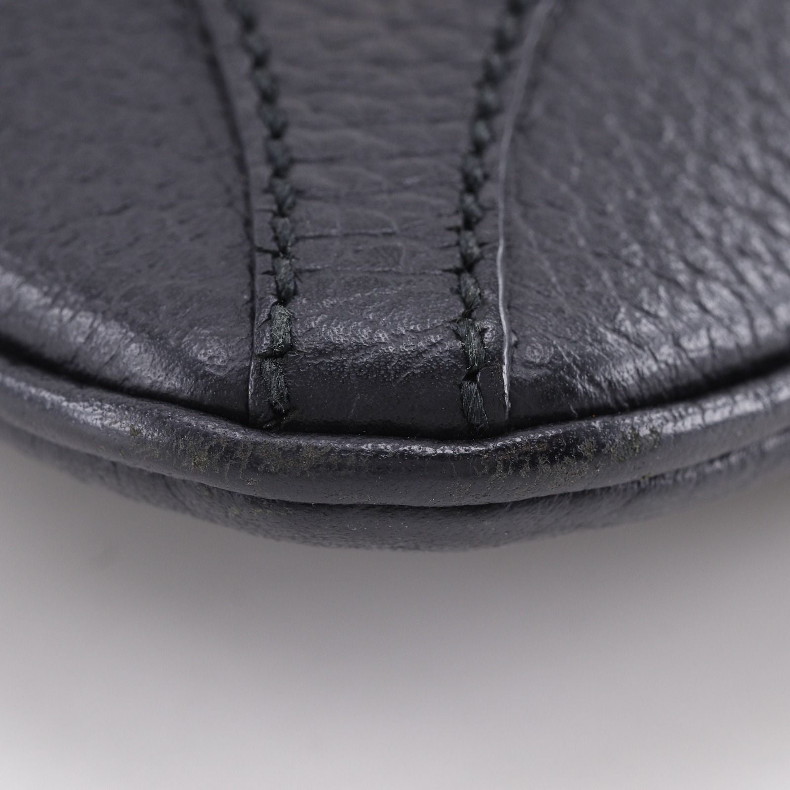 Gucci GG Canvas Black Shoulder — view 4
