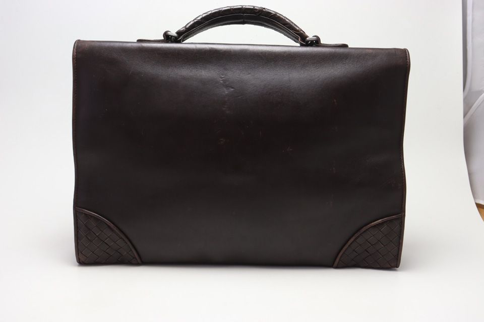 Bottega Veneta Leather Business — view 2
