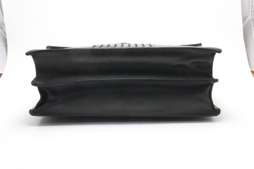Bottega Veneta Leather Business — view 3