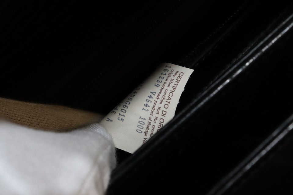 Bottega Veneta Leather Business — view 7