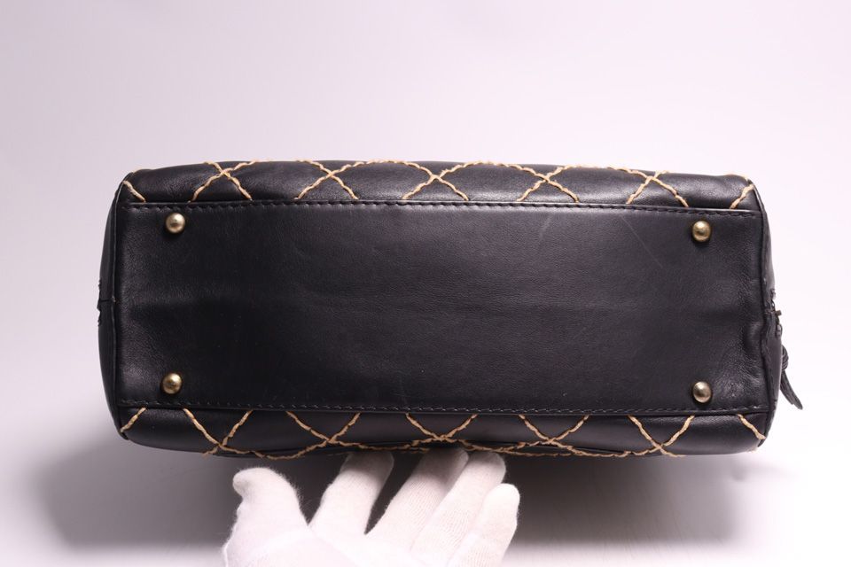 Chanel Wild Stitch GD Leather Tote — view 3
