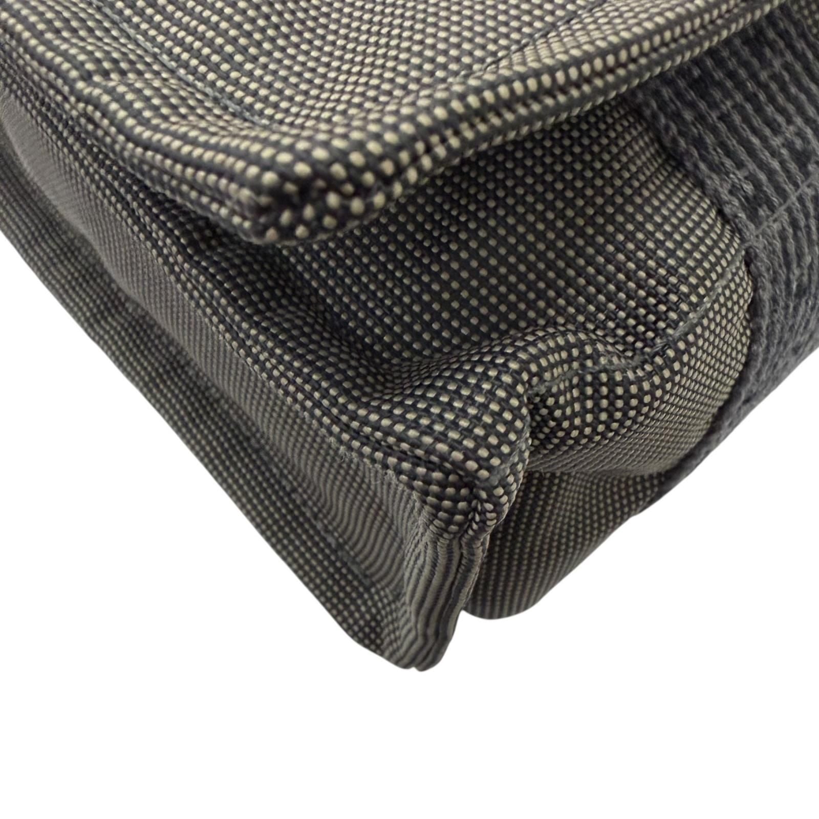 Hermes Her Line Besace MM Series Button Flap Messenger Bag Charcoal Gray — view 6