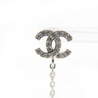 Chanel CC Logo Star Rhinestone Earrings Silver — view 6