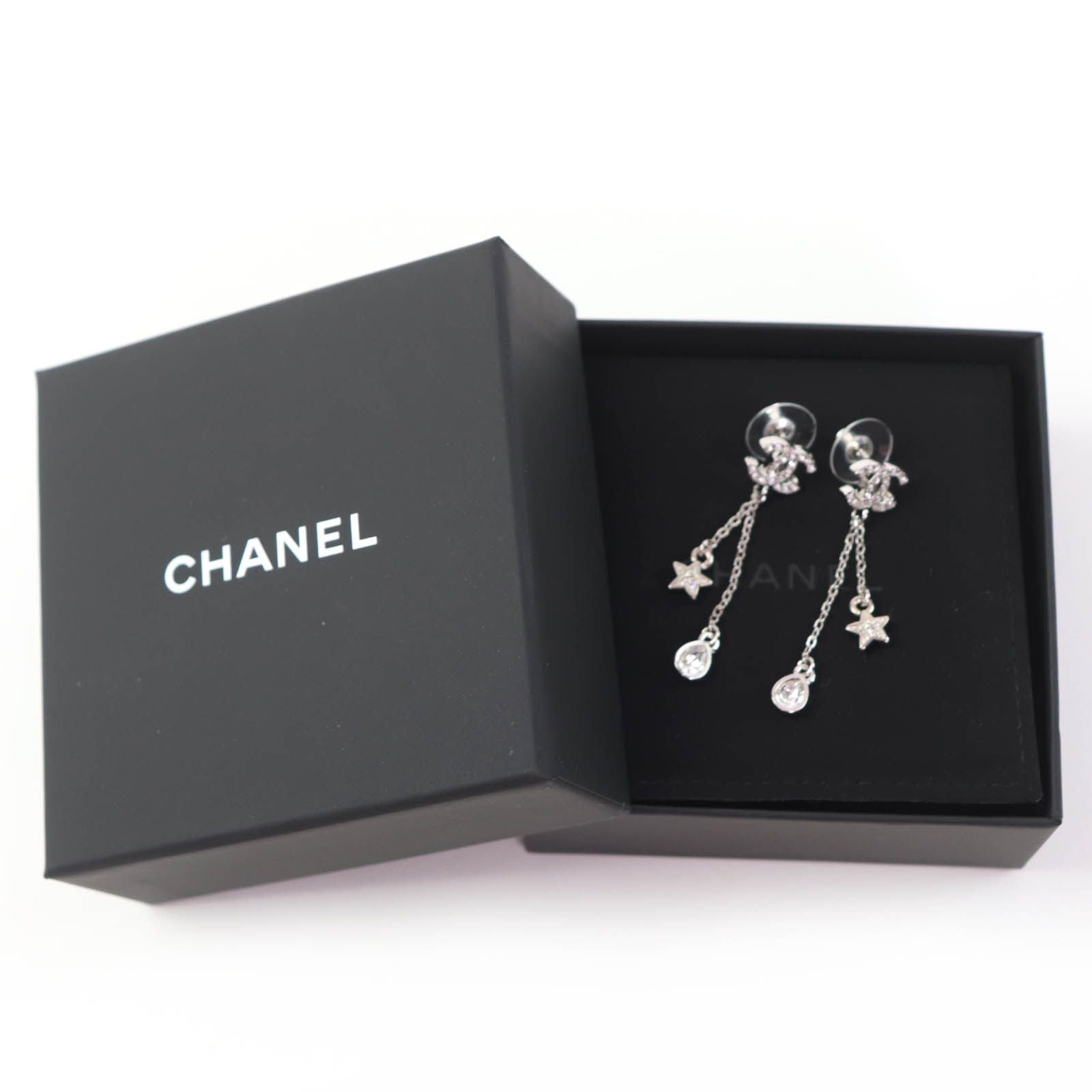 Chanel CC Logo Star Rhinestone Earrings Silver — view 2