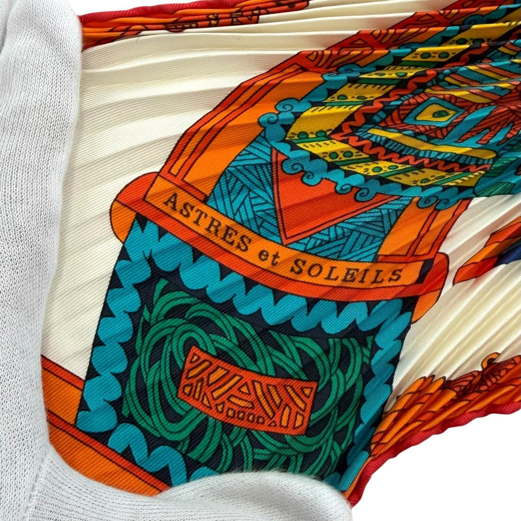 Hermes Pleats Carre Celestial Bodies and the Sun Astres Et Soleils Silk 100% — view 7